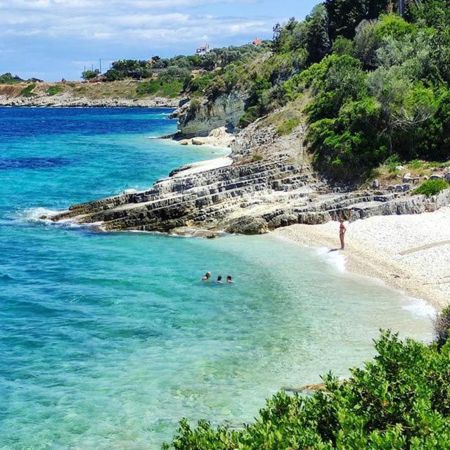 Liokorni Village Gaios Bagian luar foto